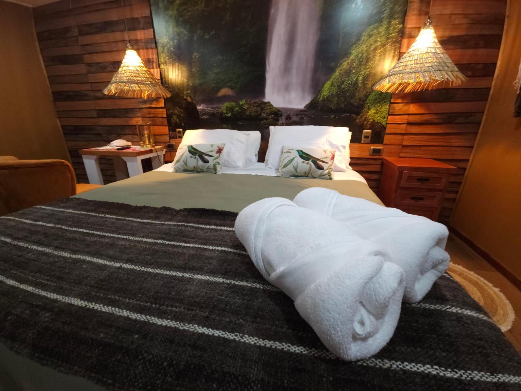 Hotel Boutique Tierra De Islas Chiloe Castro Habitación foto